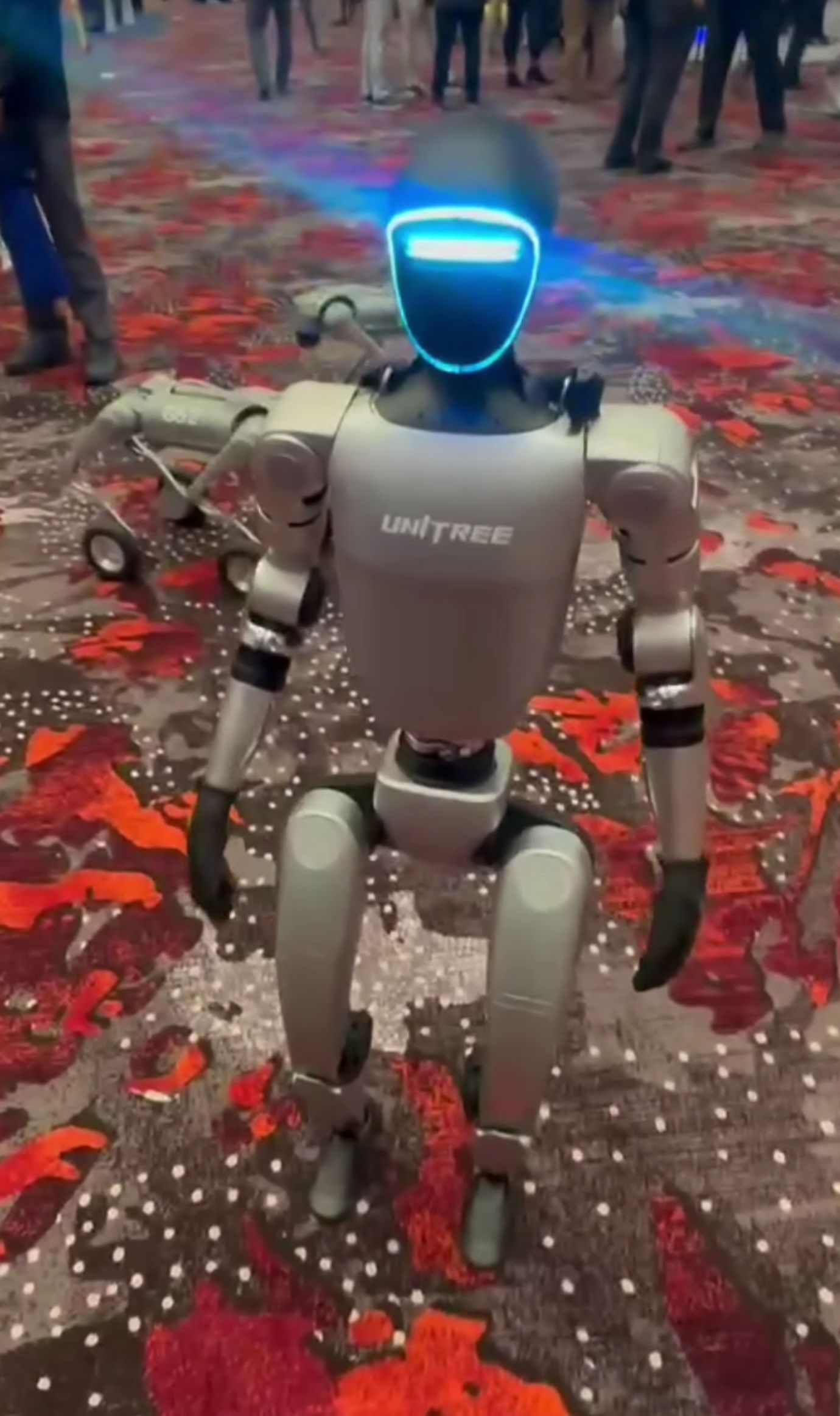 Unitree G1 Patrol by Unitree Robotics